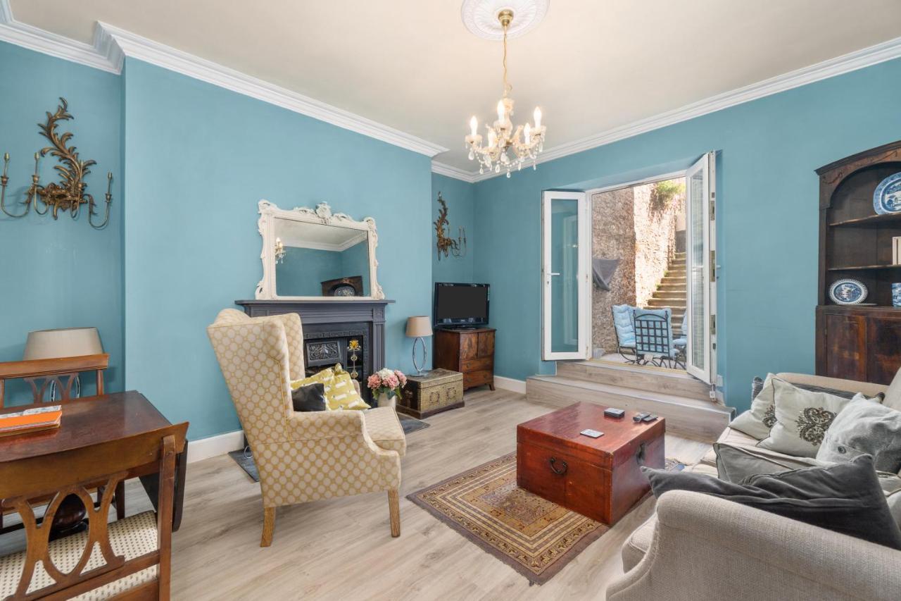 Moriarty'S Mess Apartment Plymouth Bagian luar foto