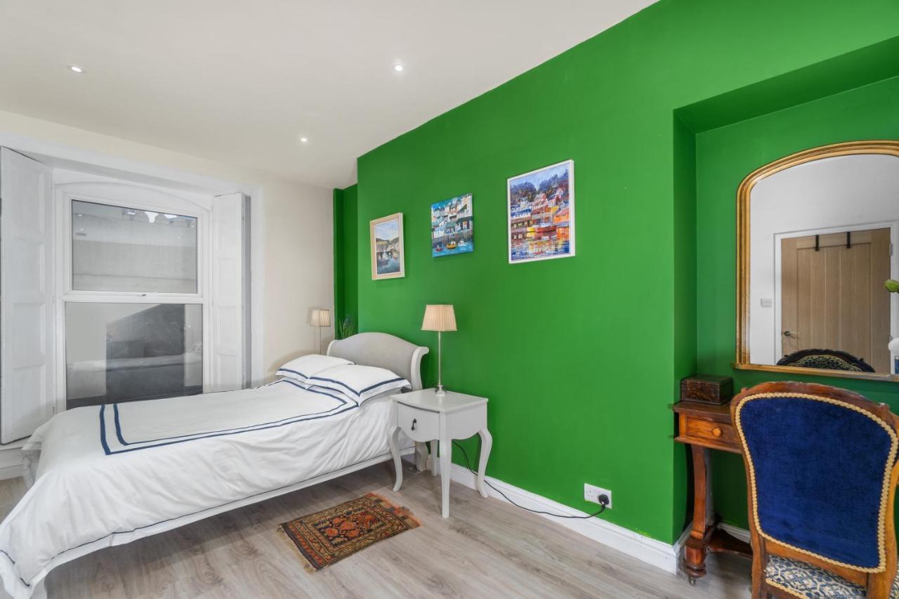 Moriarty'S Mess Apartment Plymouth Bagian luar foto